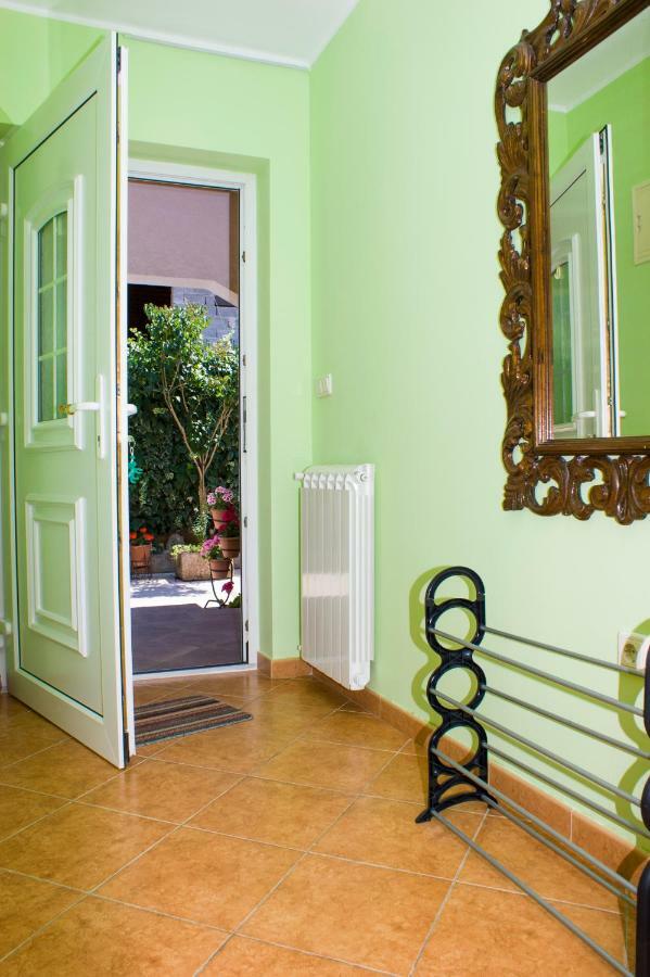 Apartmani Arijana Medulin Exterior photo